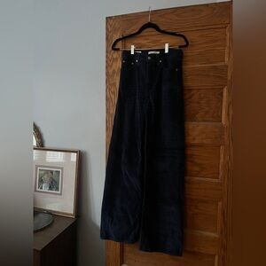 MODERN | Levi’s Ribcage Wide Leg Wide Wale Corduroy Pants, Navy Color
